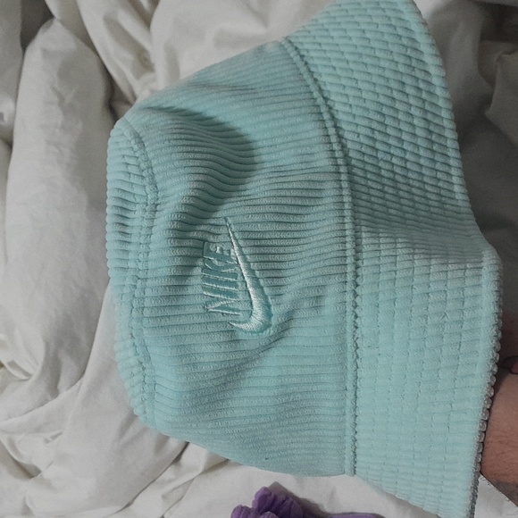 Nike corduroy bucket hat - Picture 2 of 3